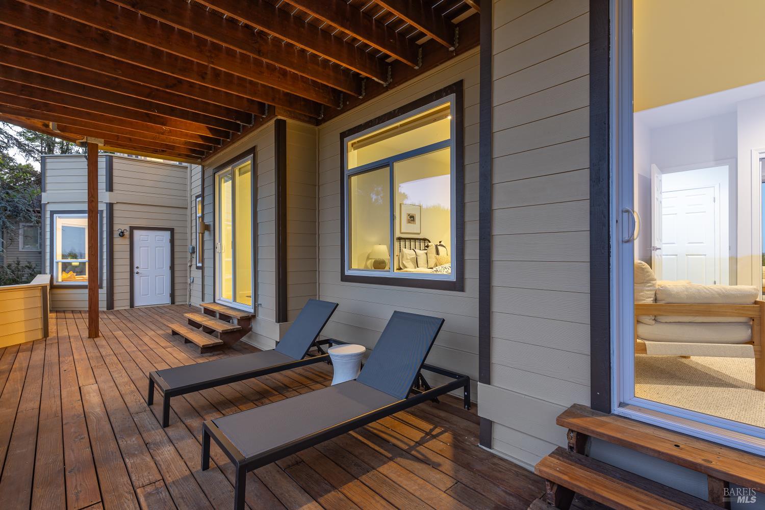 16 Marin Bay Park Ct