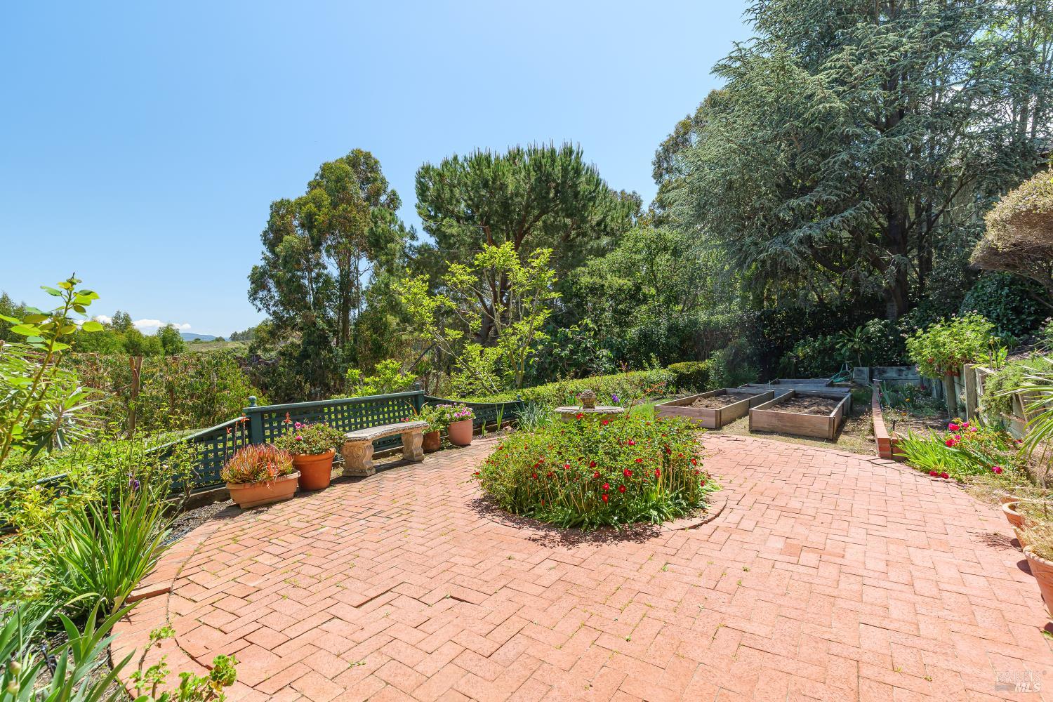 16 Marin Bay Park Ct