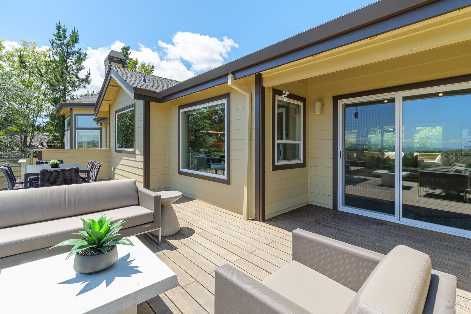 16 Marin Bay Park Ct