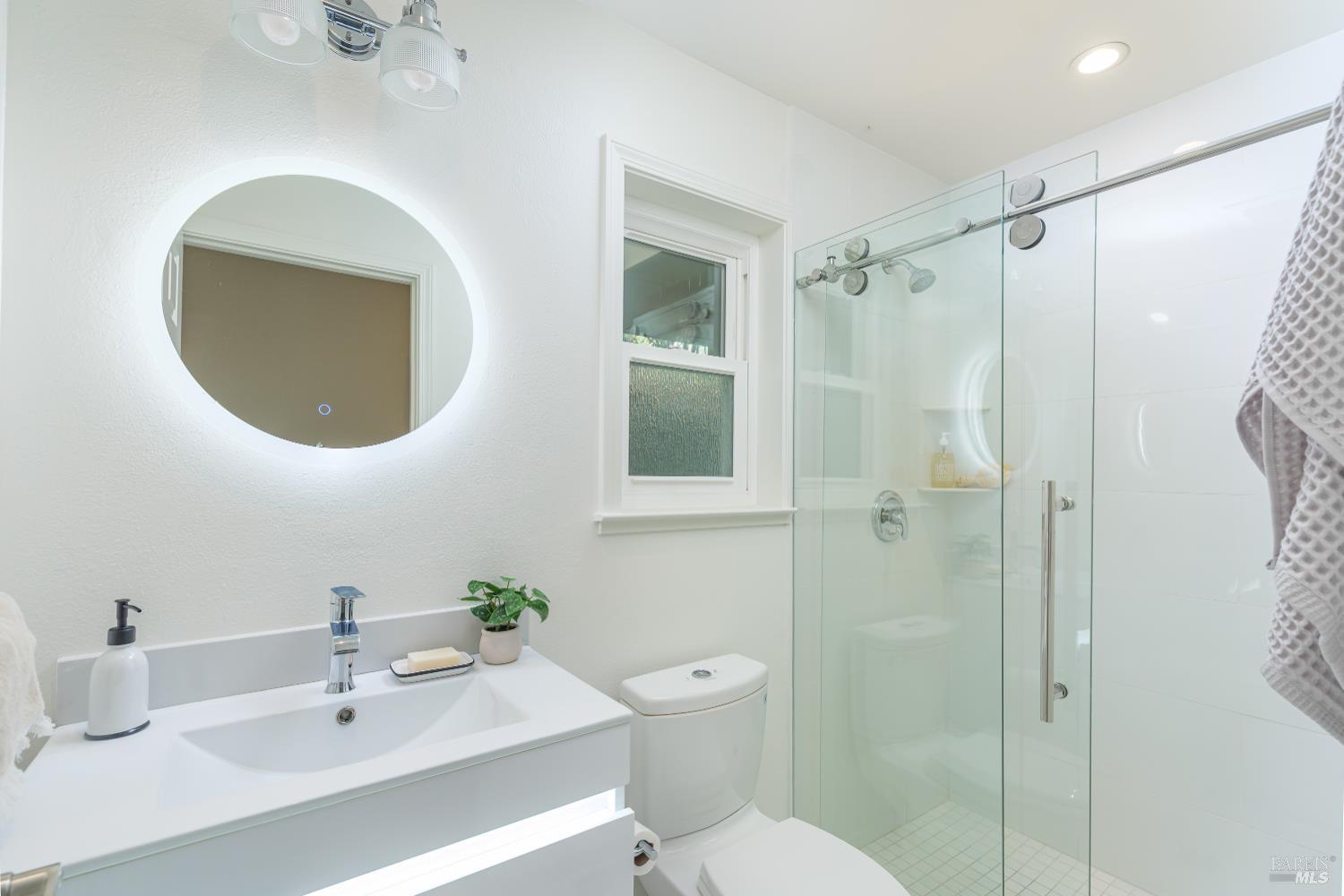 16 Marin Bay Park Ct