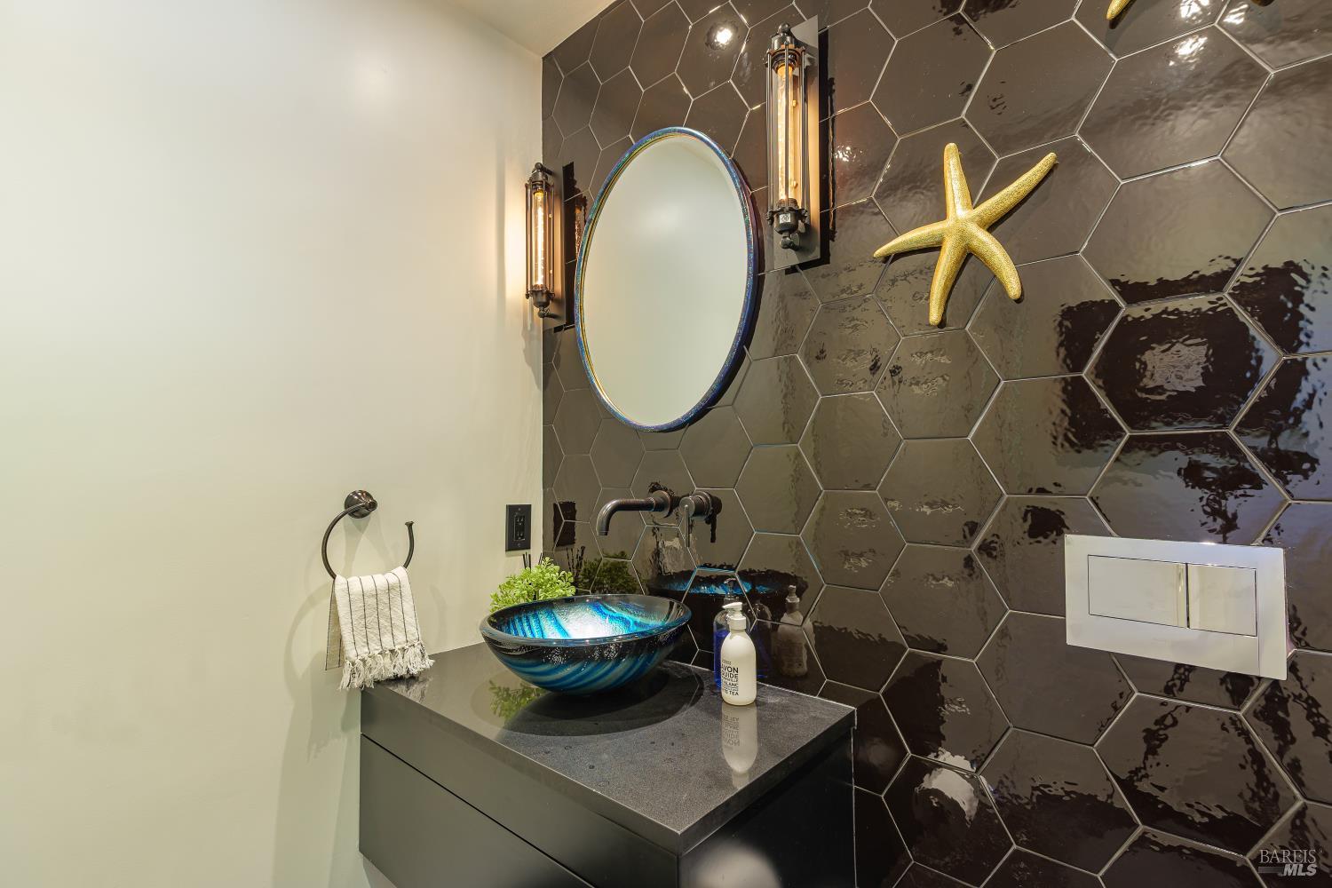 16 Marin Bay Park Ct