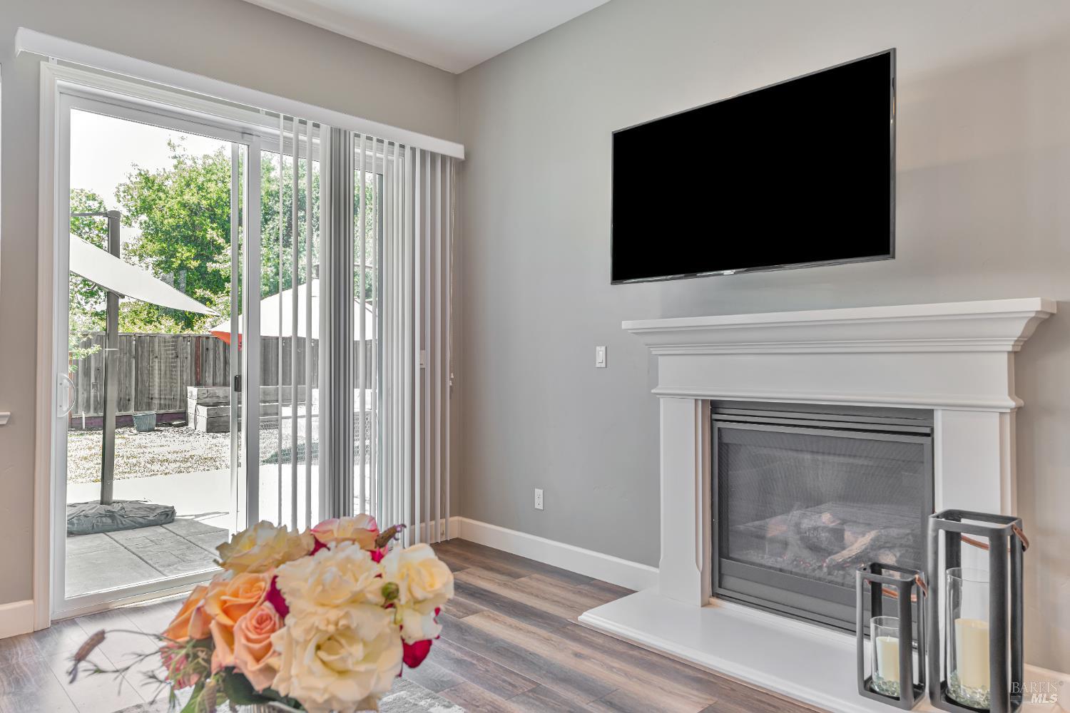 225 Darbster Pl