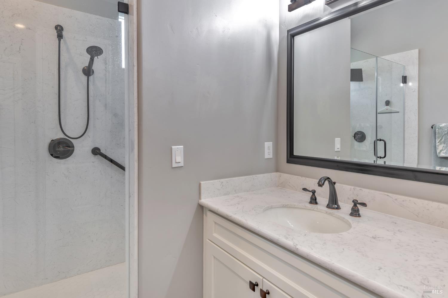 225 Darbster Pl