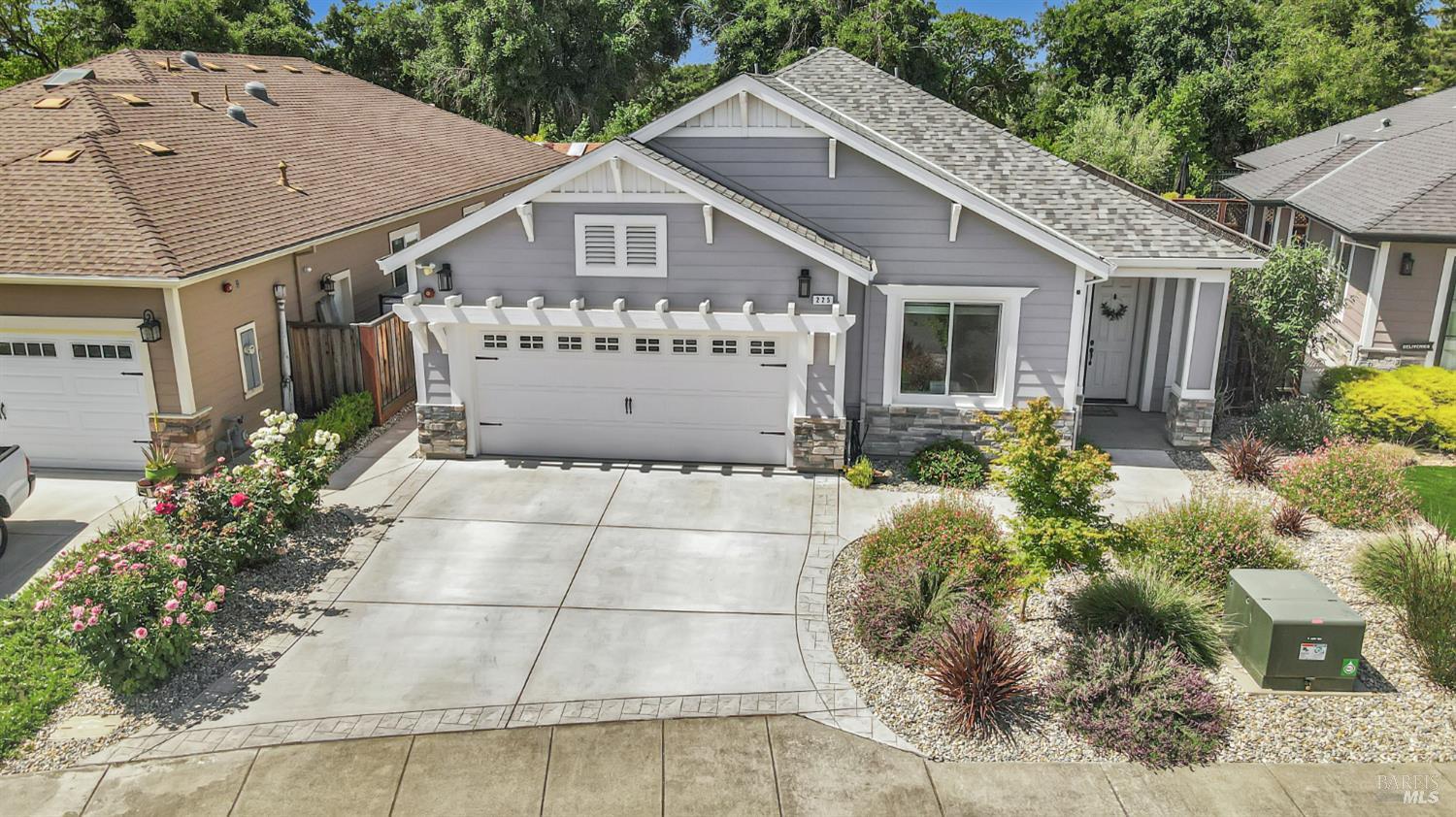 225 Darbster Pl