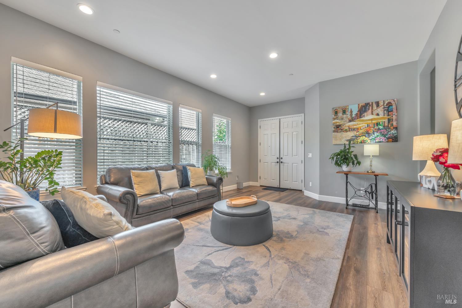 225 Darbster Pl