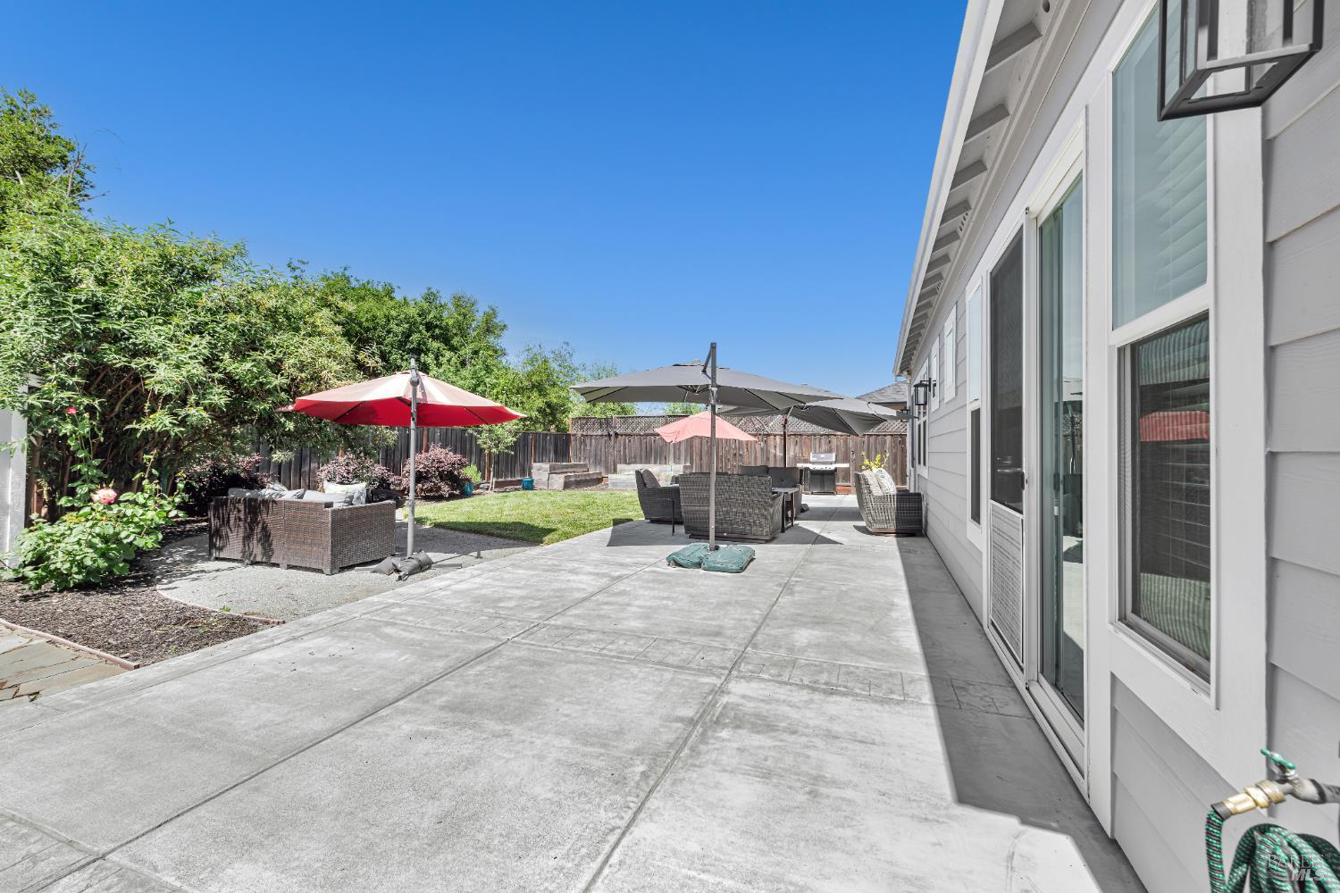225 Darbster Pl