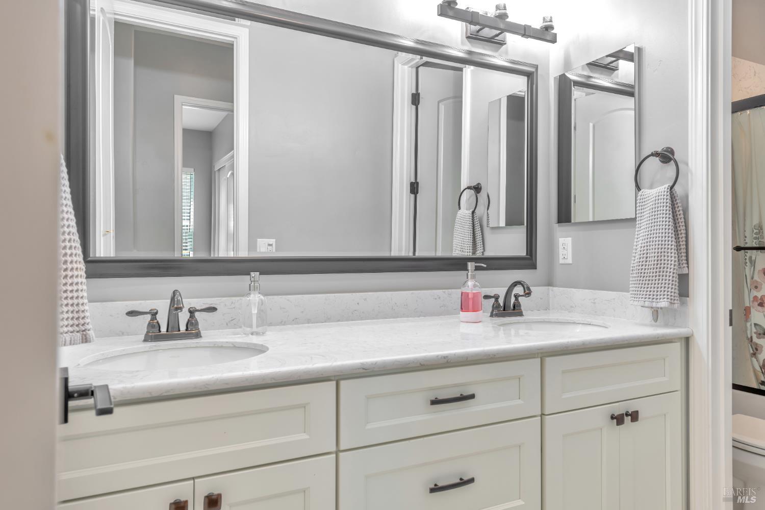 225 Darbster Pl