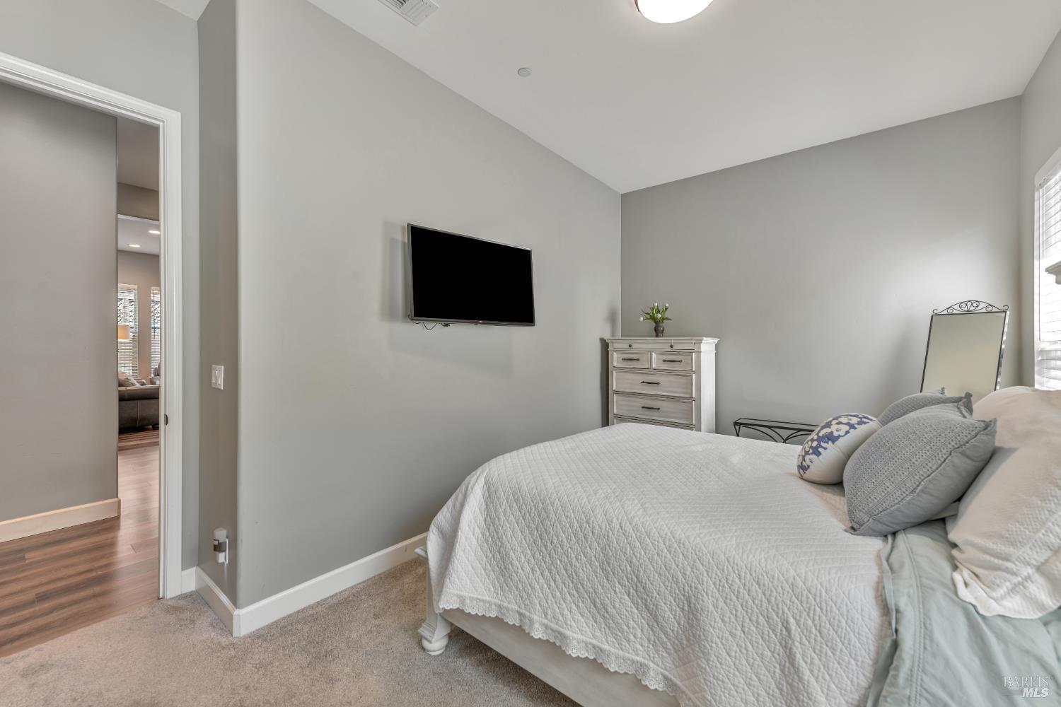 225 Darbster Pl