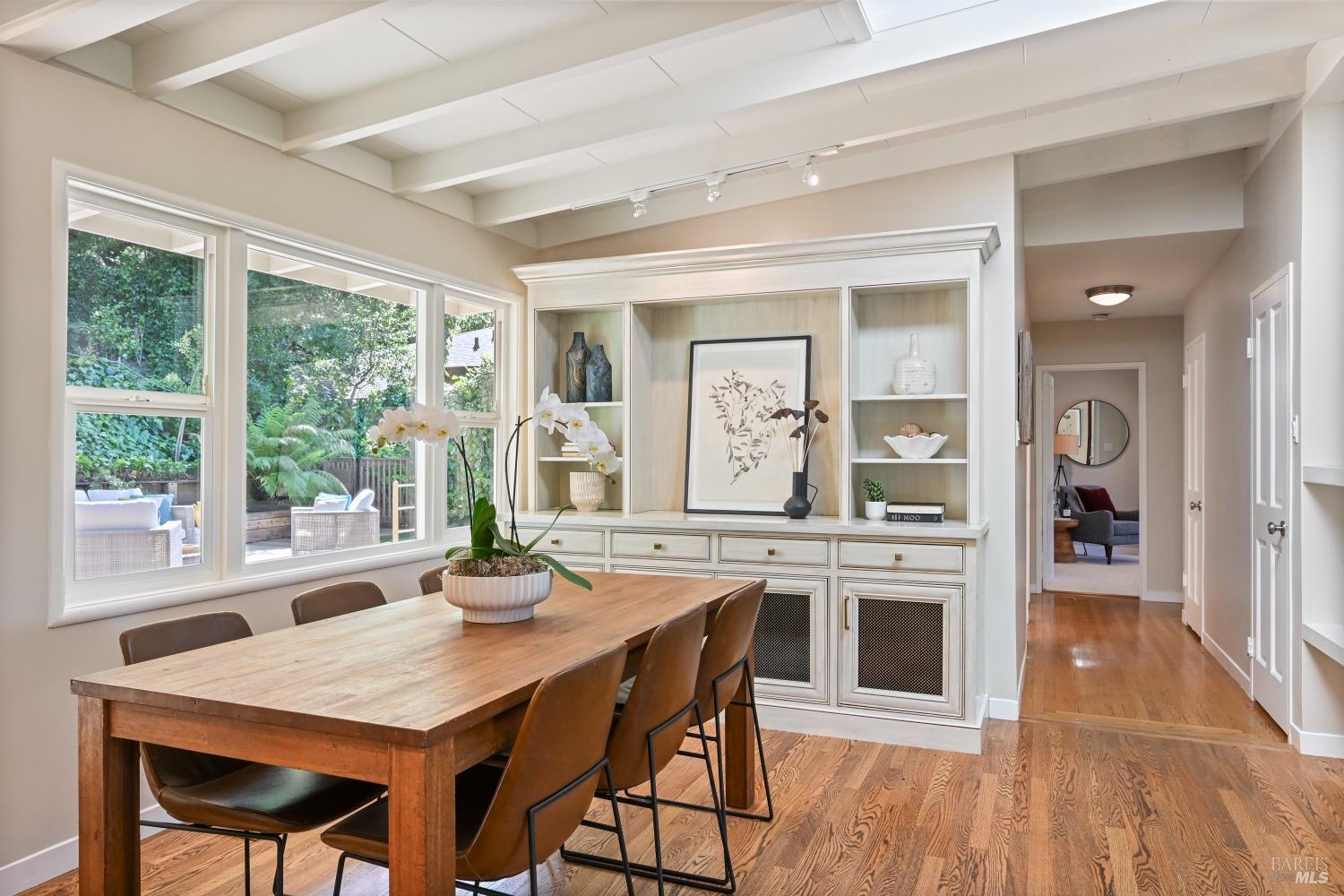 5 Greenfield Ct