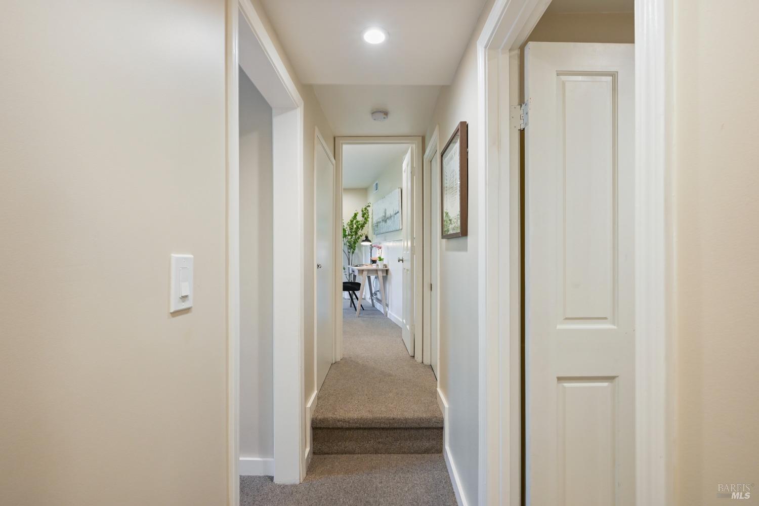 5 Greenfield Ct
