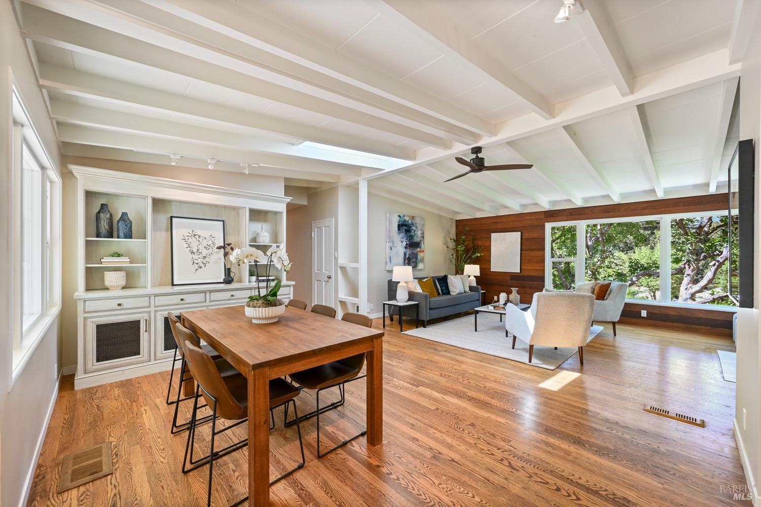 5 Greenfield Ct