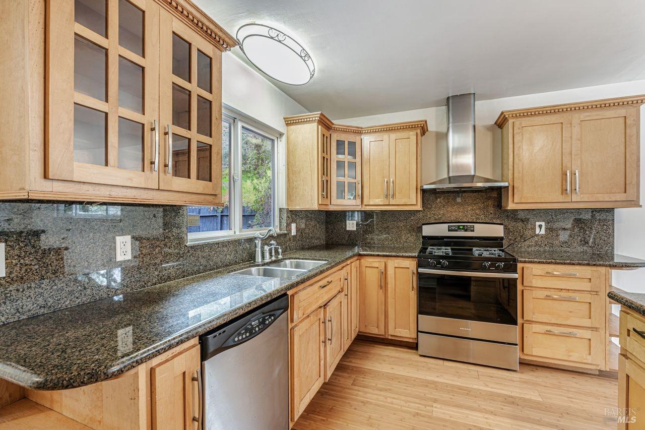 153 Willow Ave