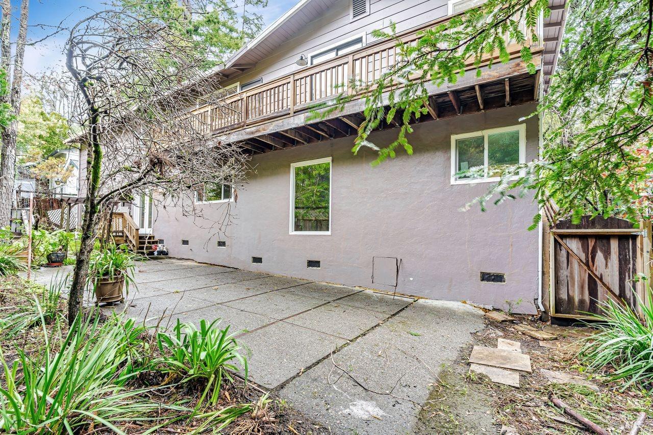 153 Willow Ave