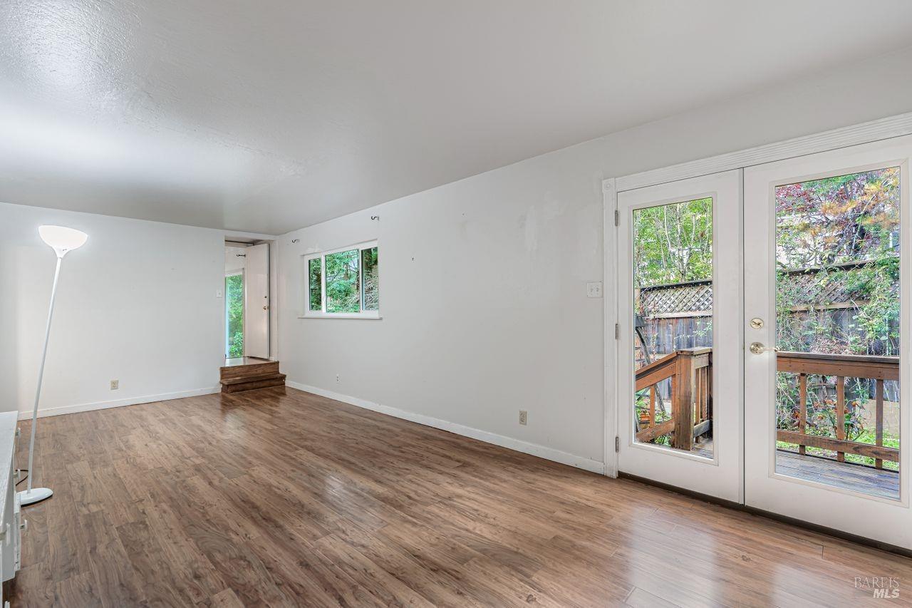 153 Willow Ave