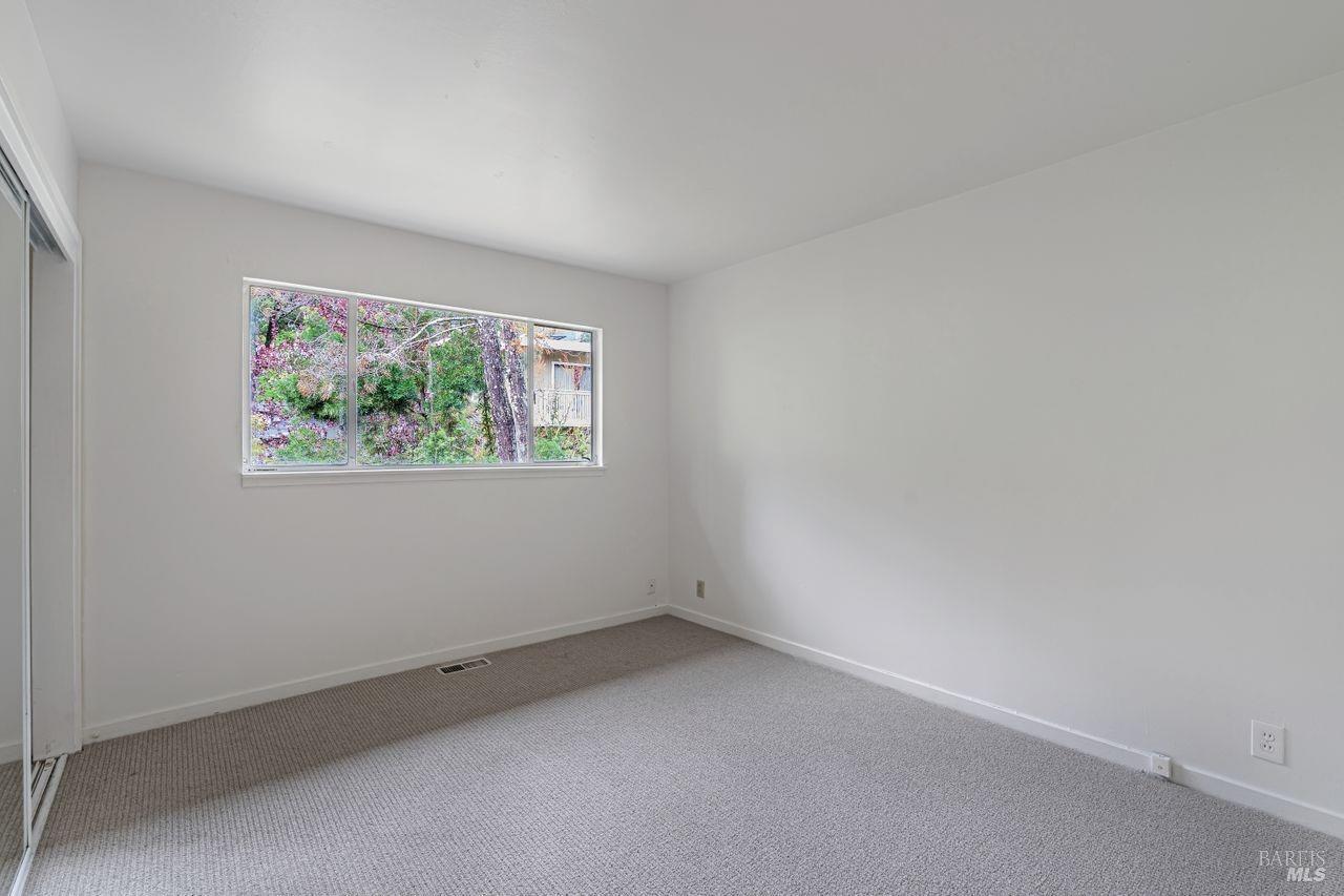 153 Willow Ave