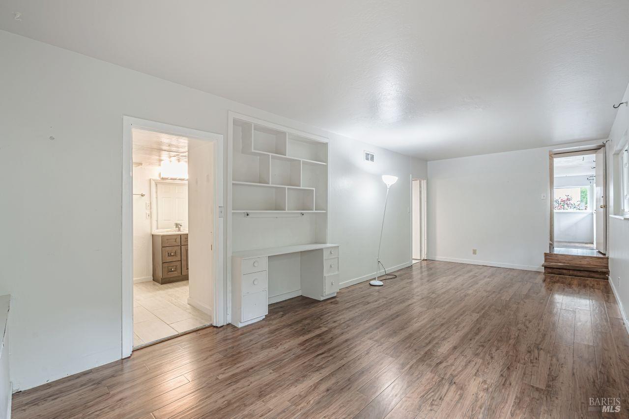 153 Willow Ave