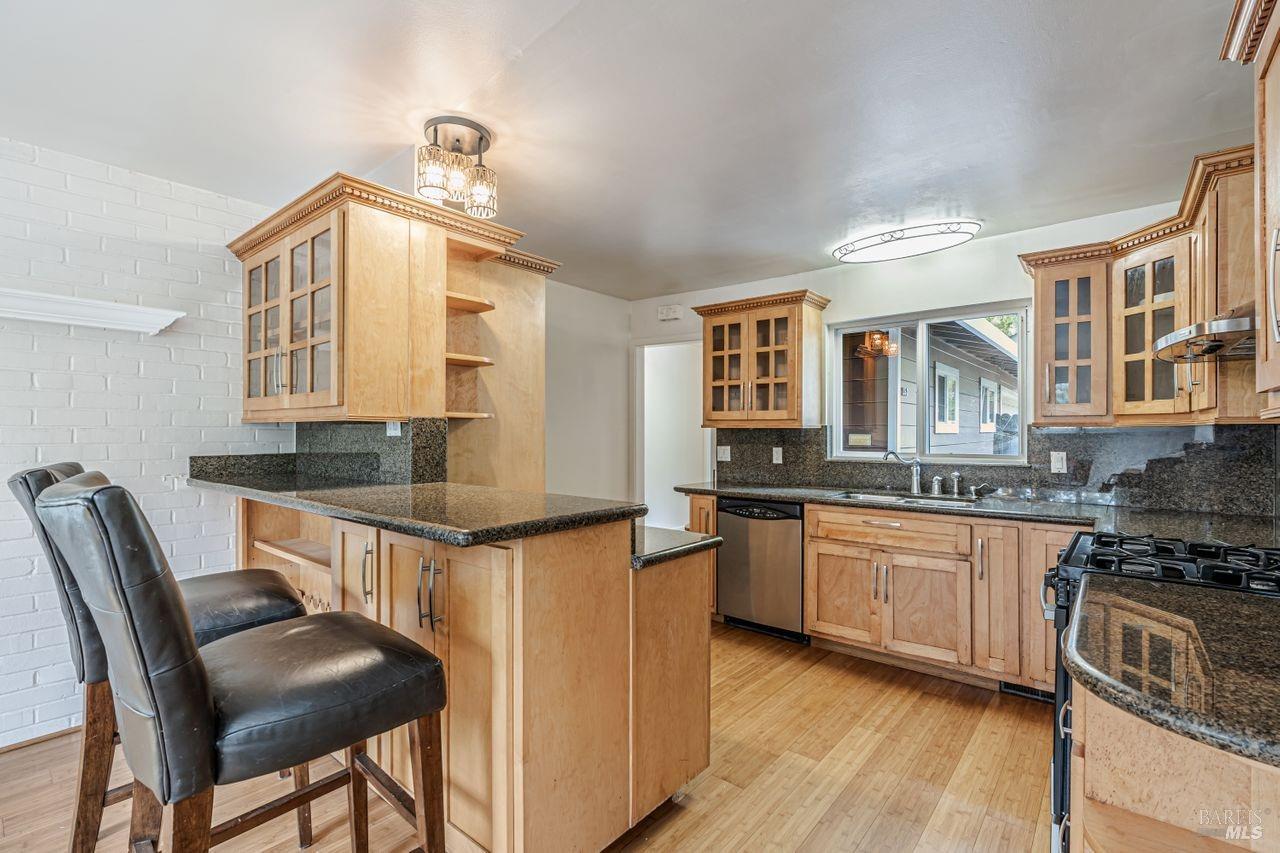 153 Willow Ave