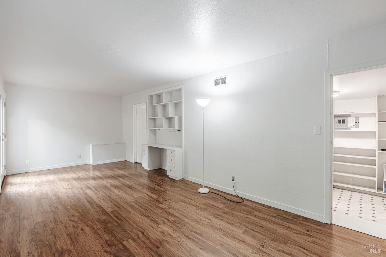 153 Willow Ave