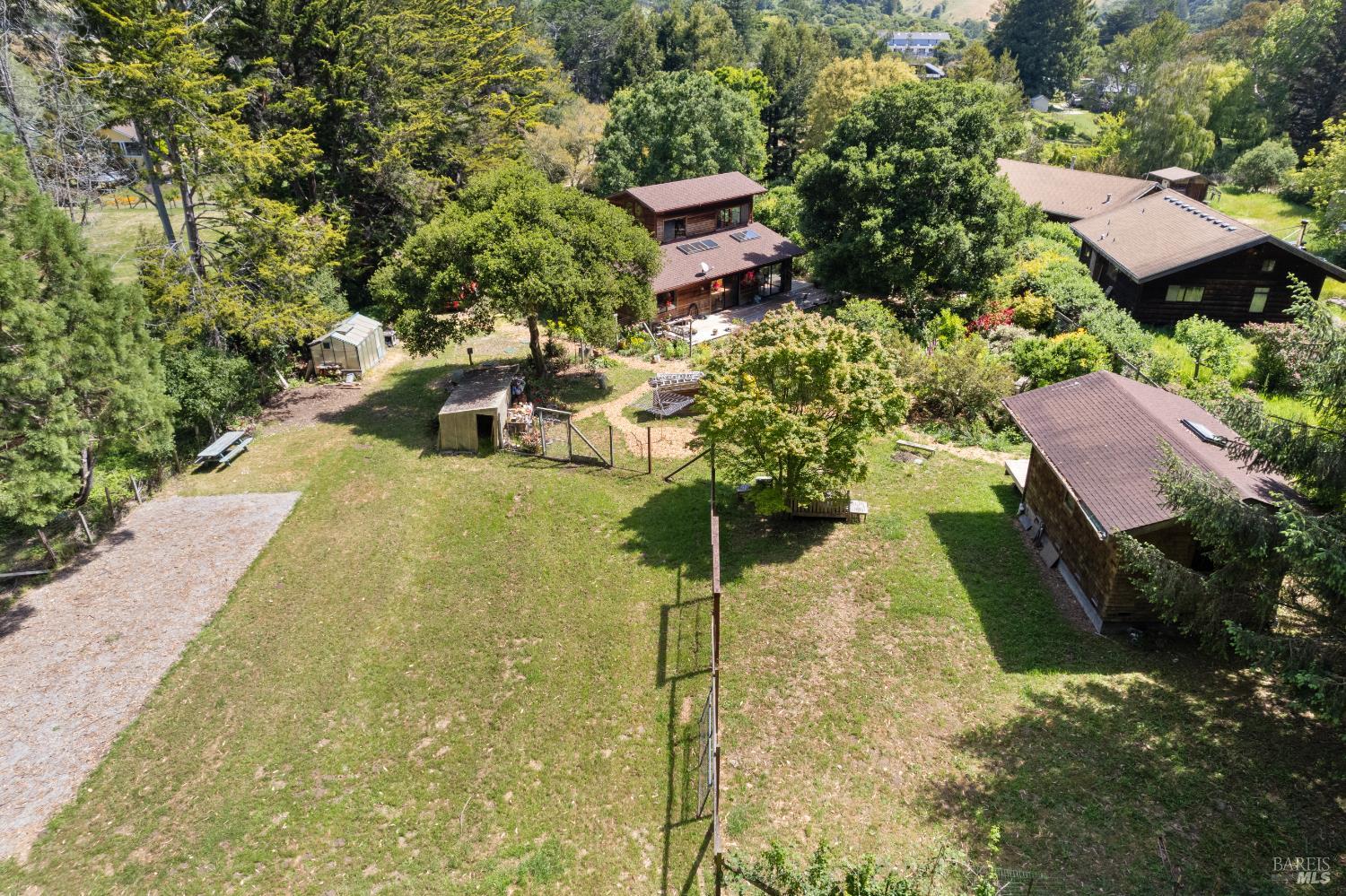 7 Linsdale Ln