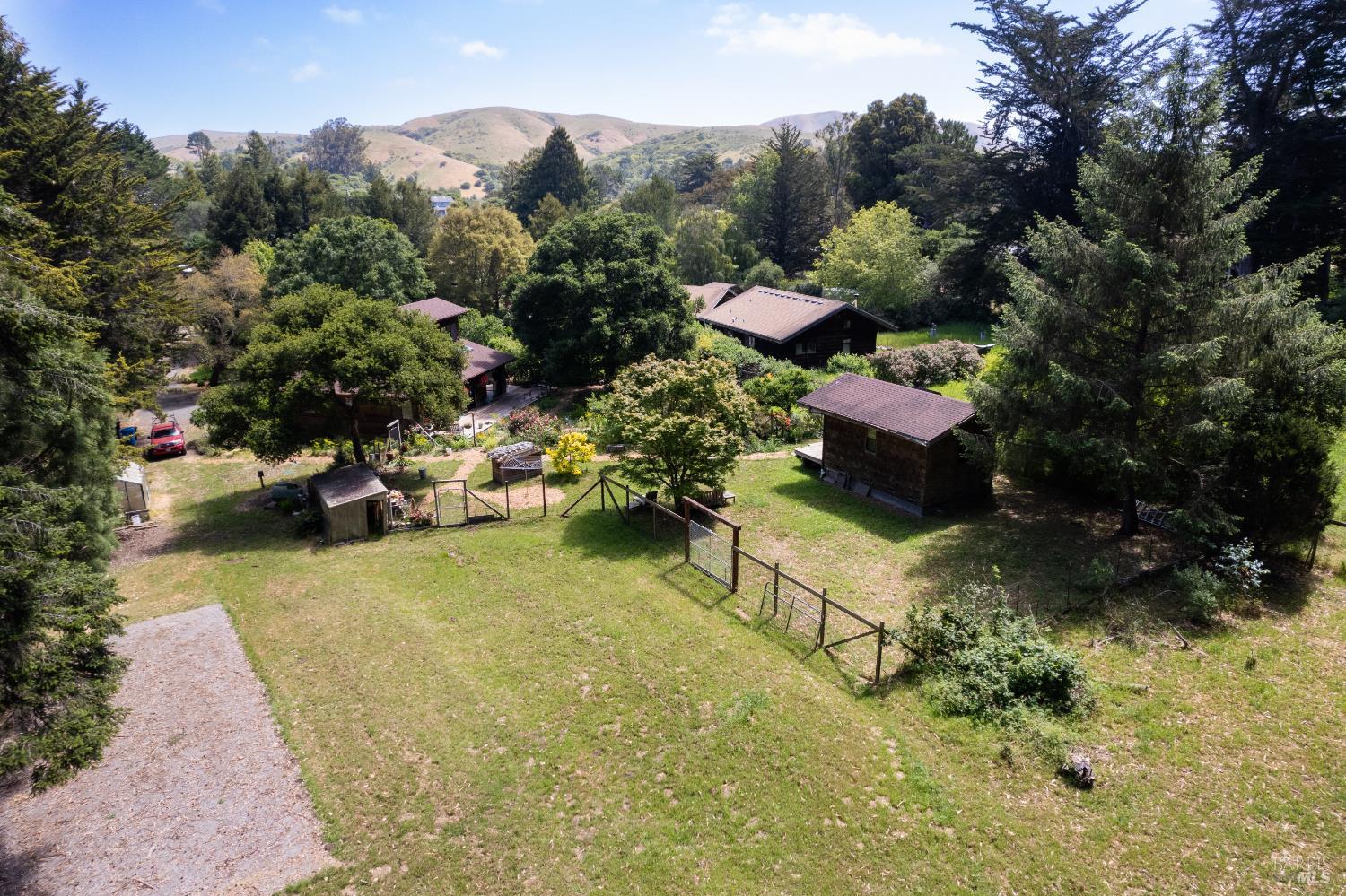 7 Linsdale Ln