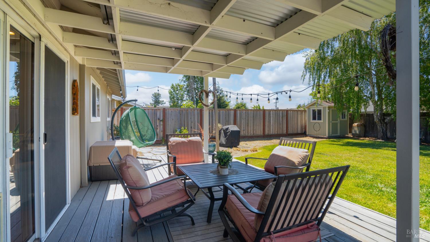 1295 Marian Way