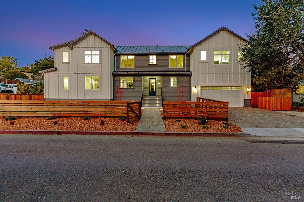 22 Cedar Ave