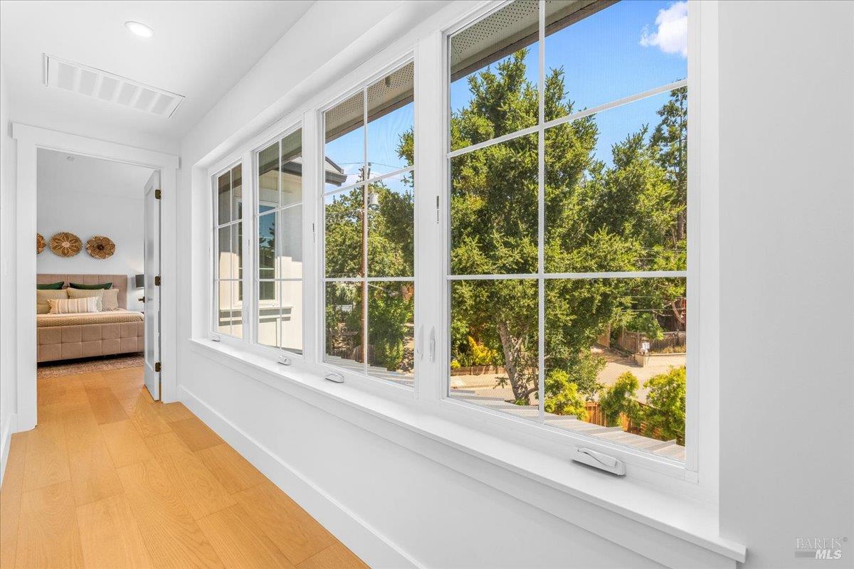 22 Cedar Ave