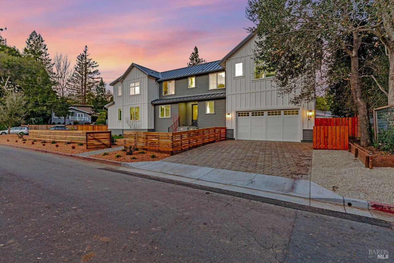 22 Cedar Ave