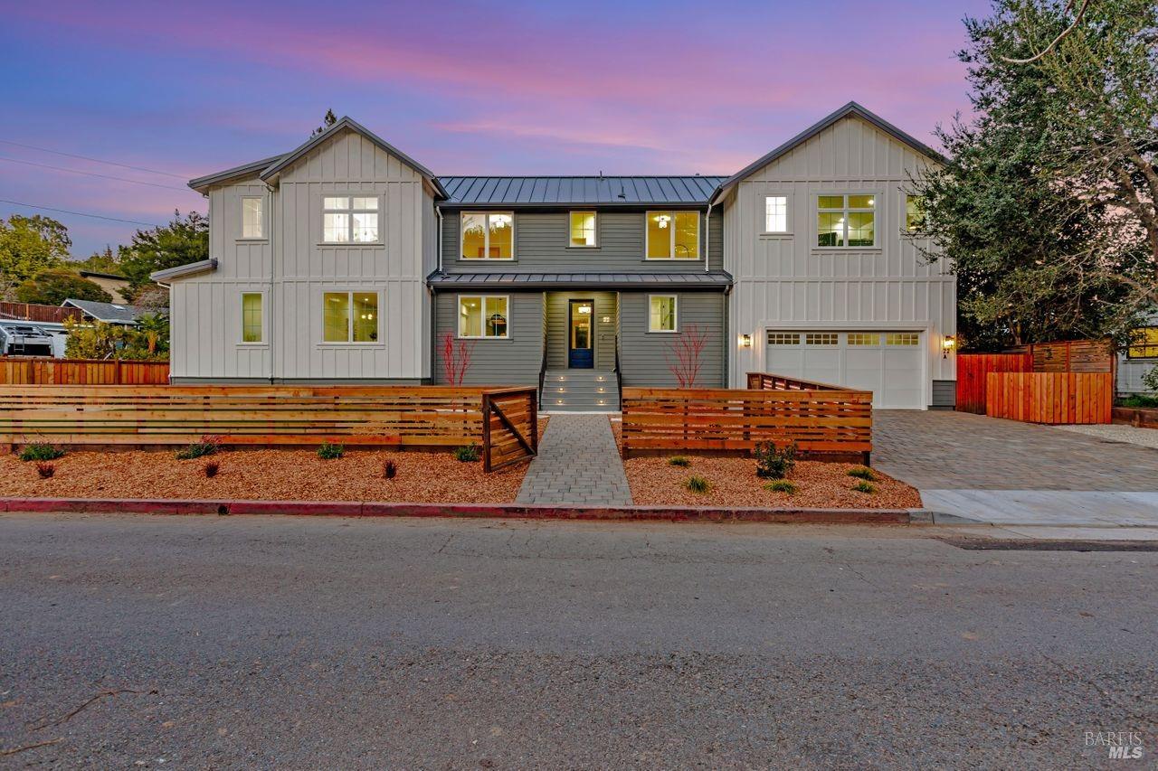 22 Cedar Ave