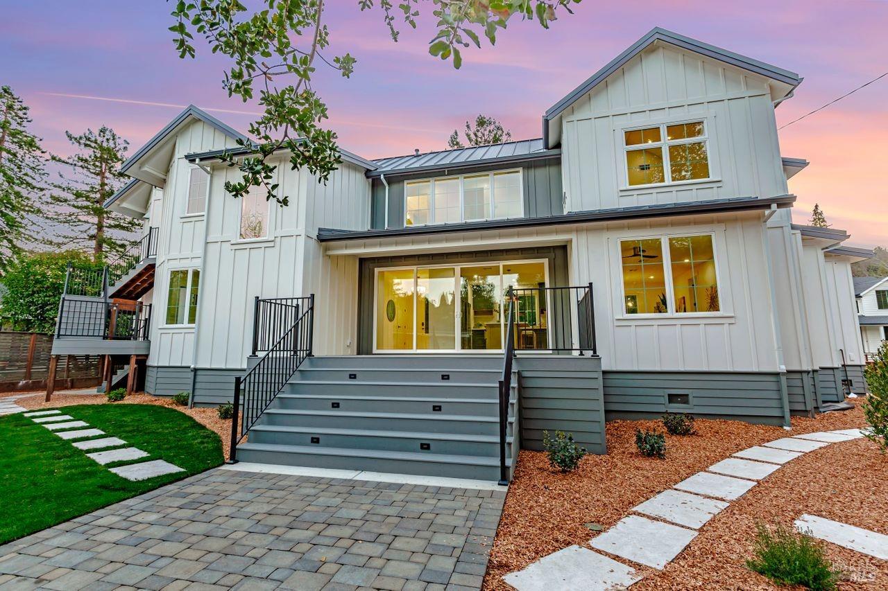 22 Cedar Ave