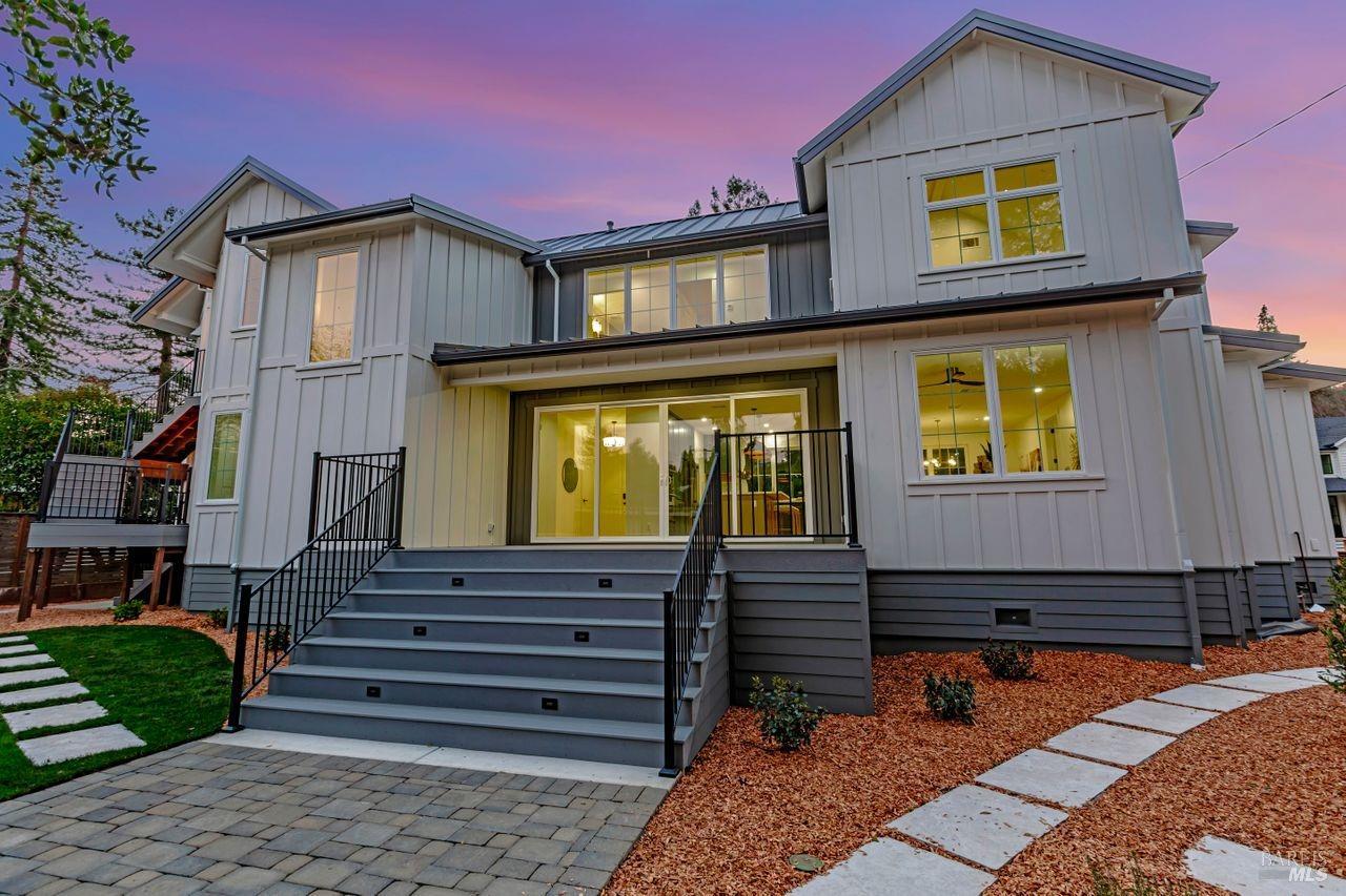 22 Cedar Ave
