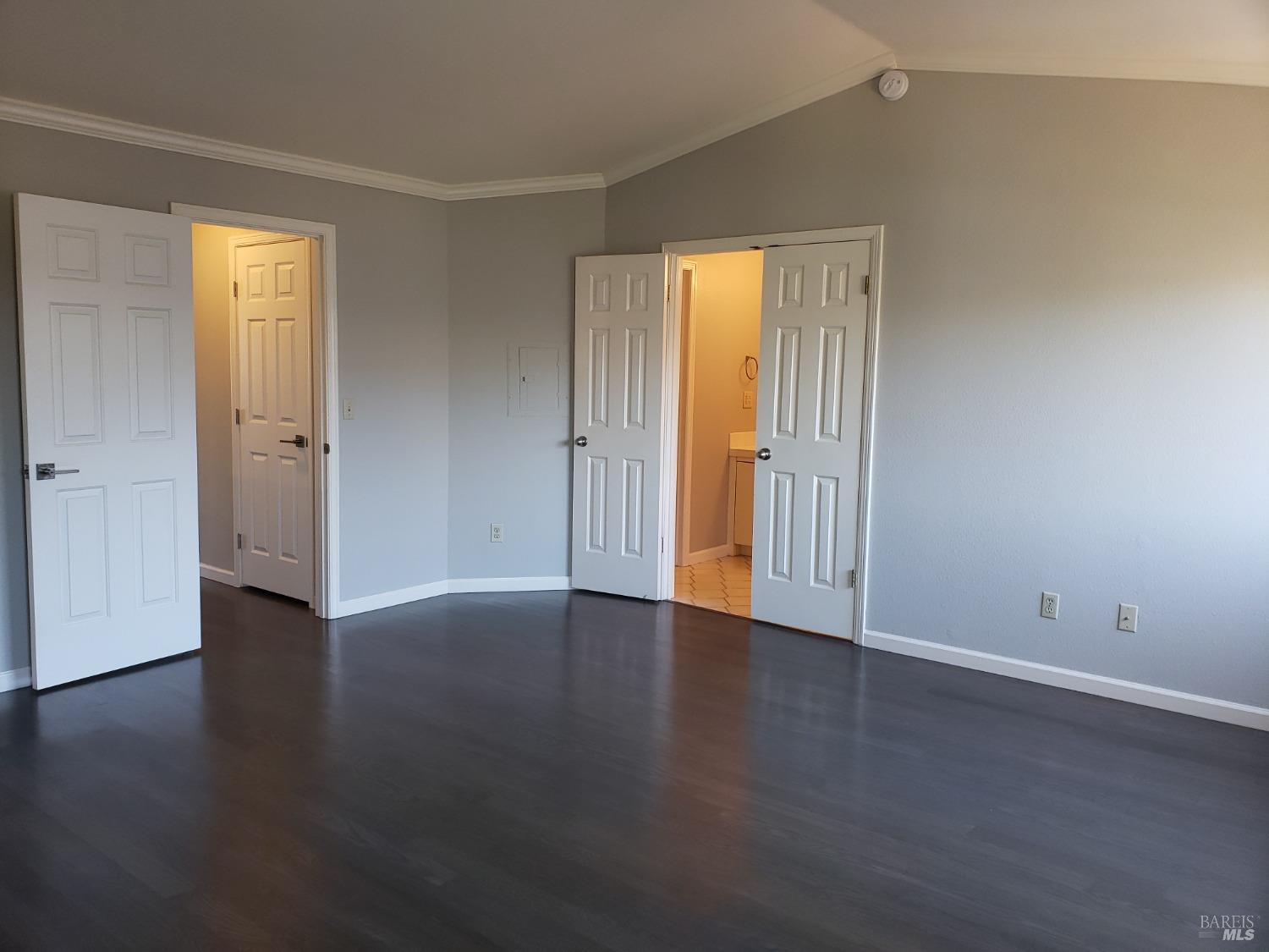 6 Narragansett Cv