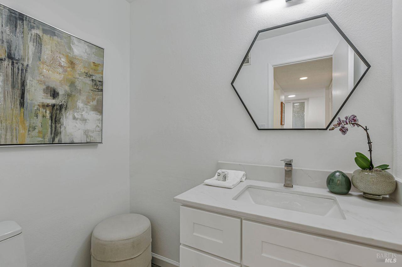 7 Salvatore Dr