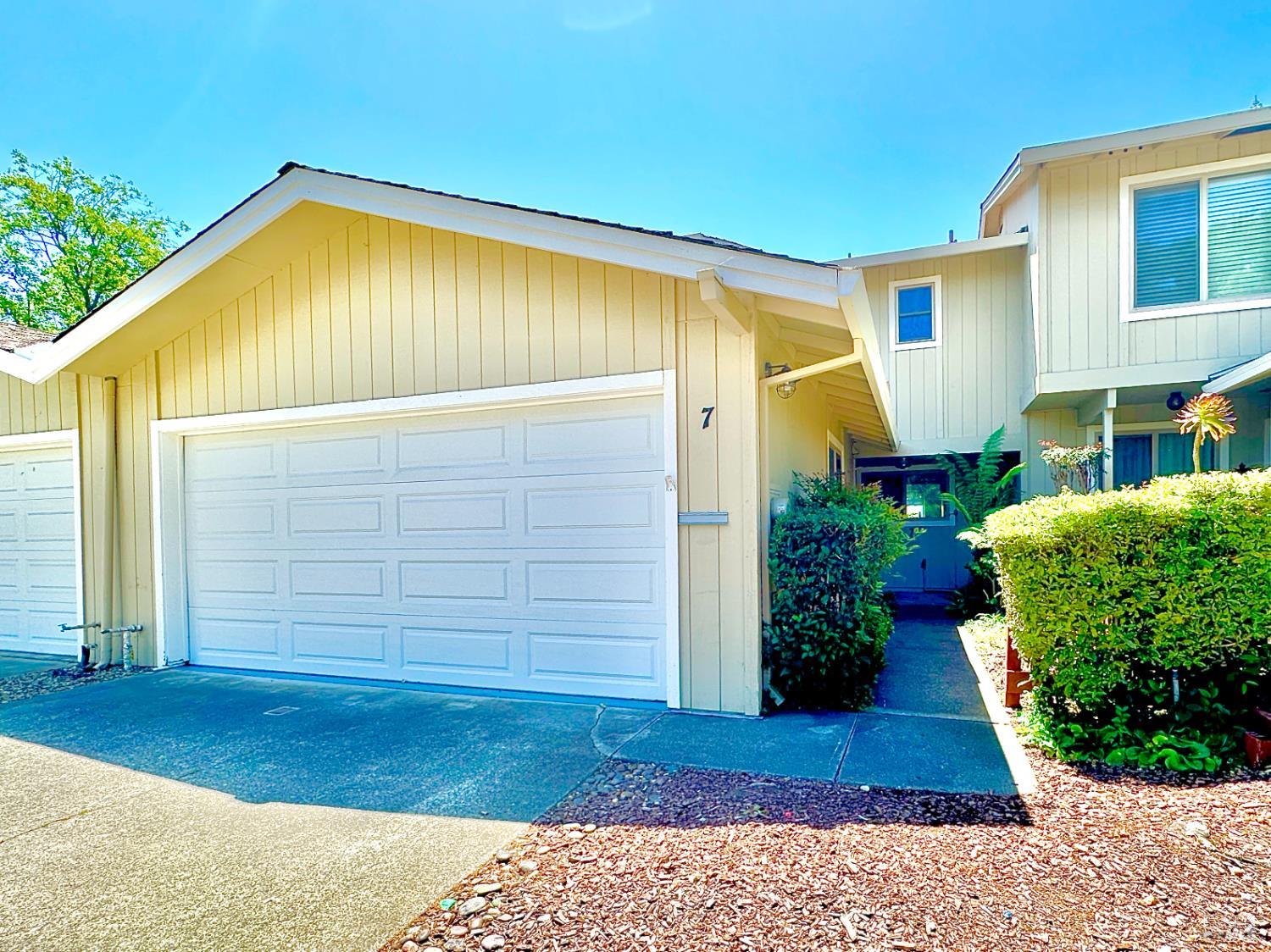7 Salvatore Dr