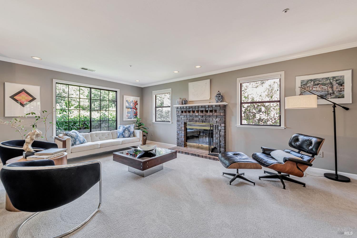 100 Brown Dr