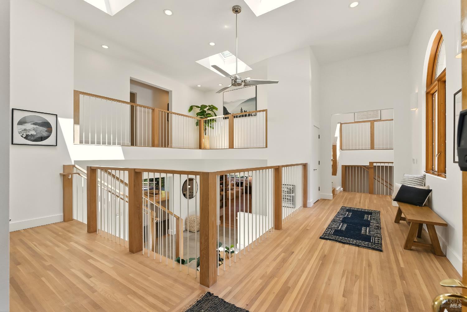 17 Madrone Ave