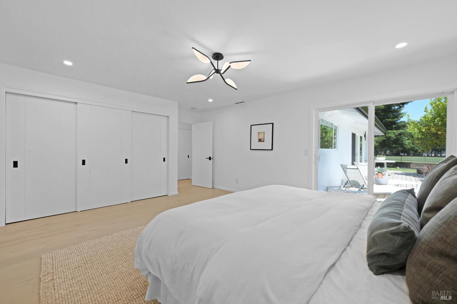 120 Fairway Dr
