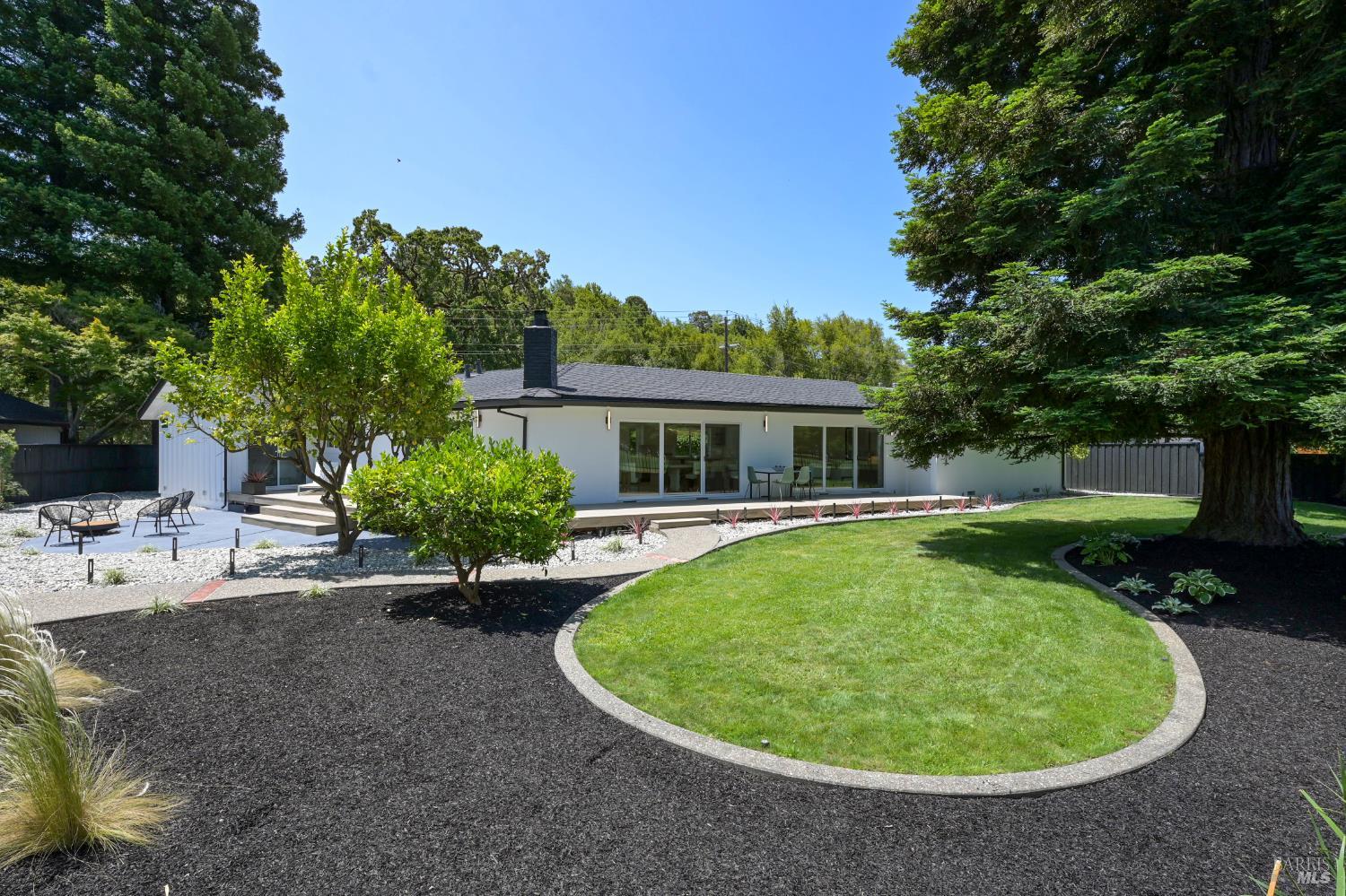 120 Fairway Dr