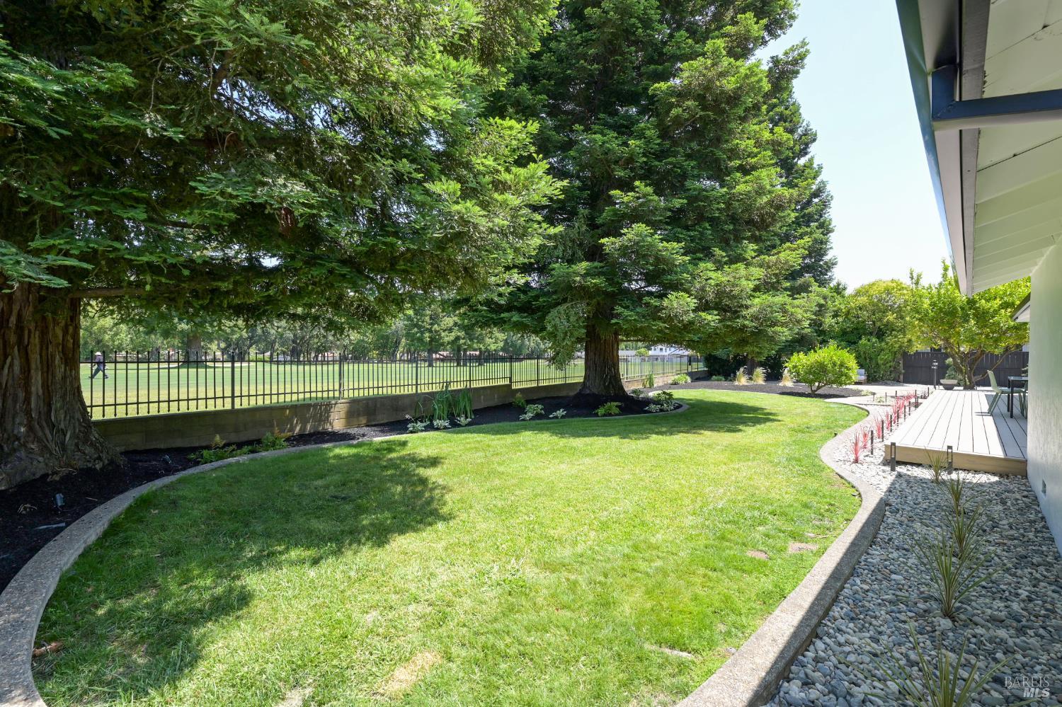 120 Fairway Dr