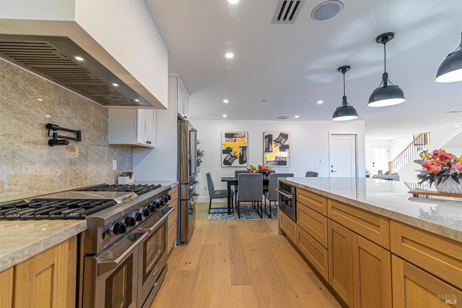 2550 Heatherstone Dr