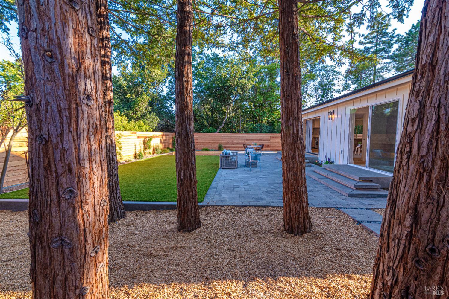 2550 Heatherstone Dr