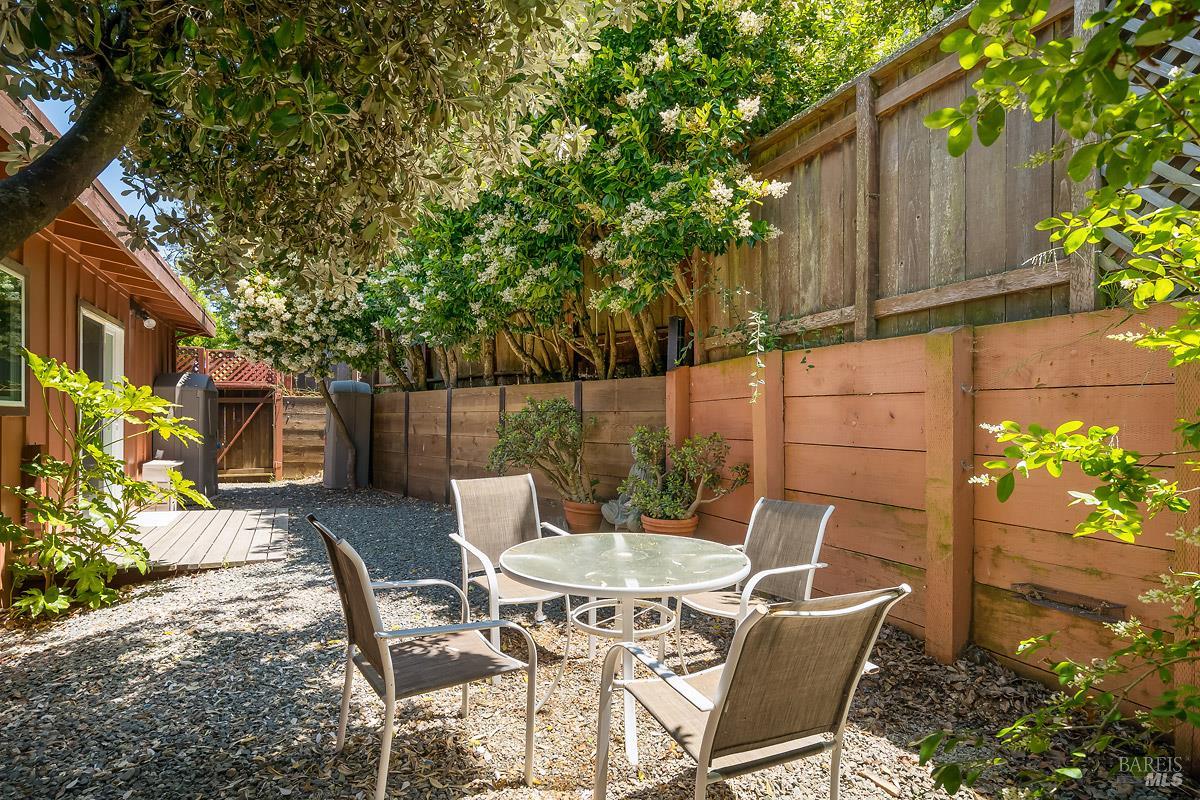 848 Marin Dr