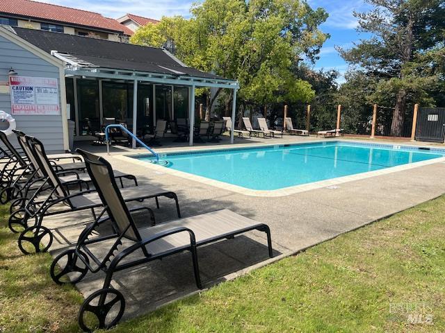 14 Summerhill Way