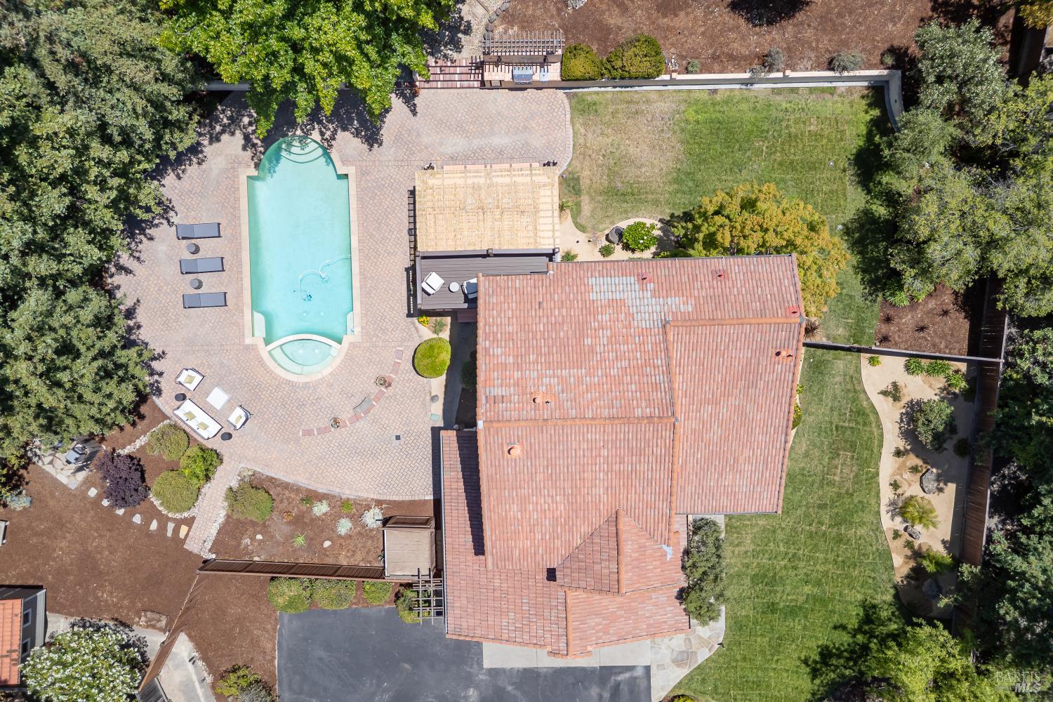 405 Encinosa Ct