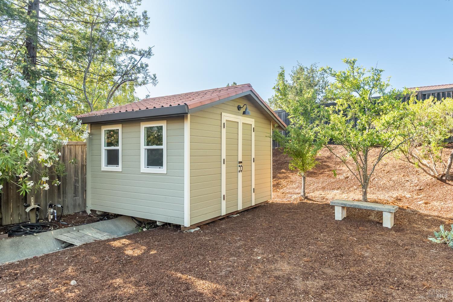 405 Encinosa Ct