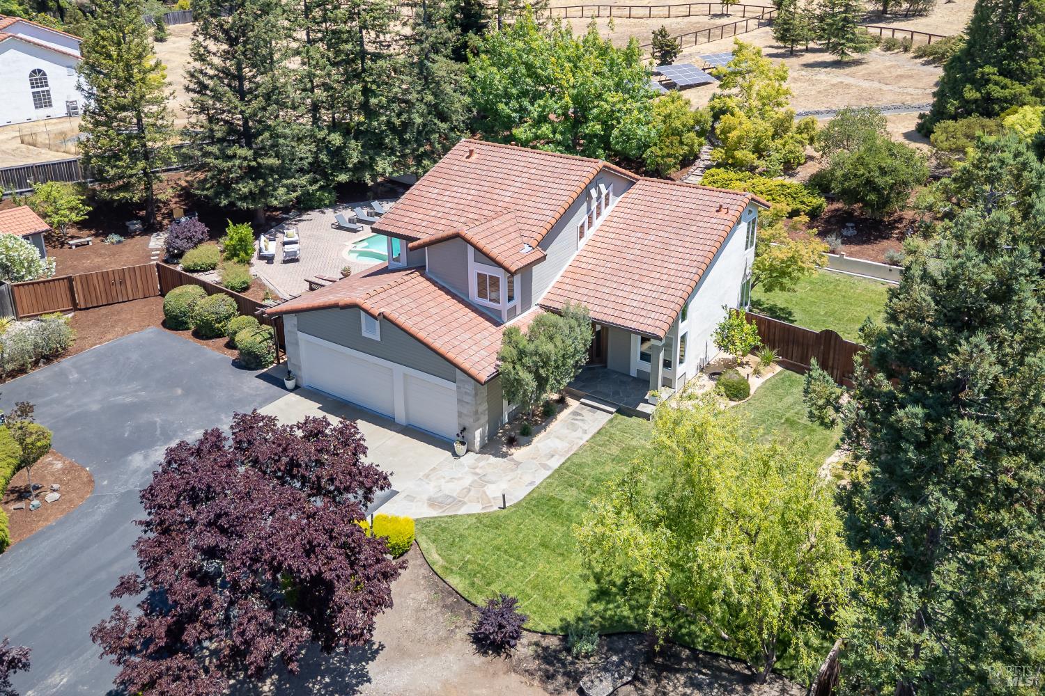 405 Encinosa Ct