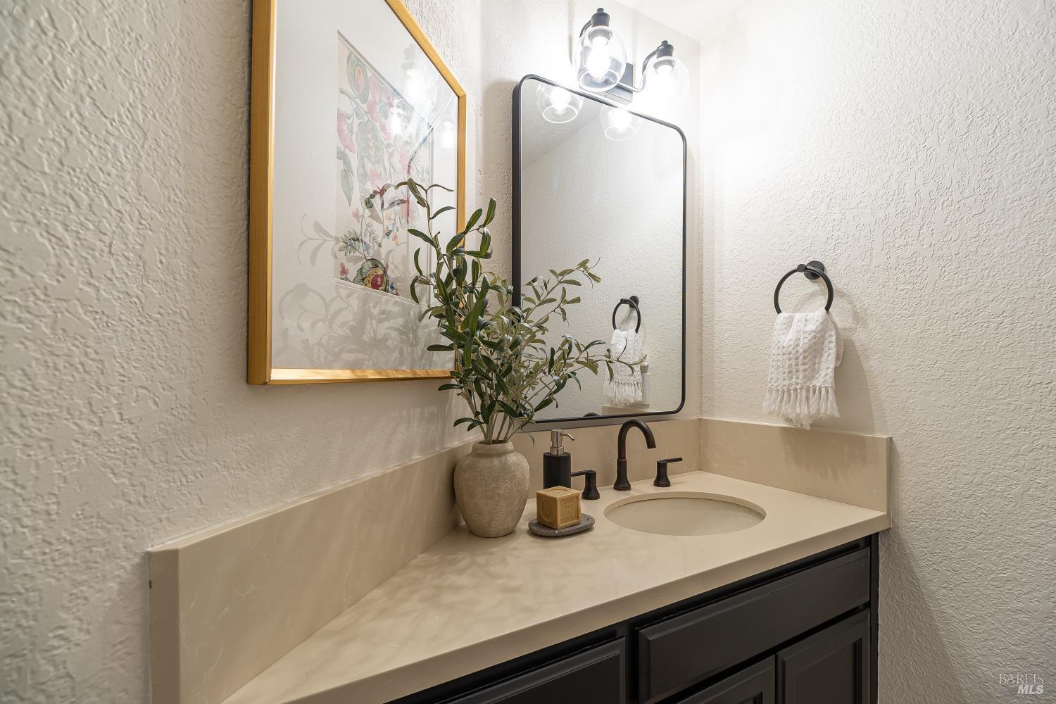 405 Encinosa Ct