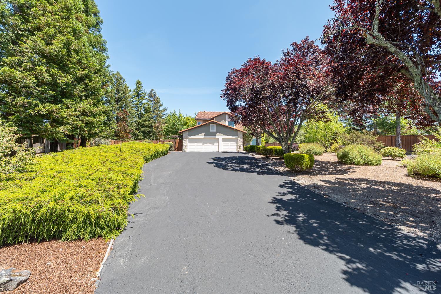 405 Encinosa Ct