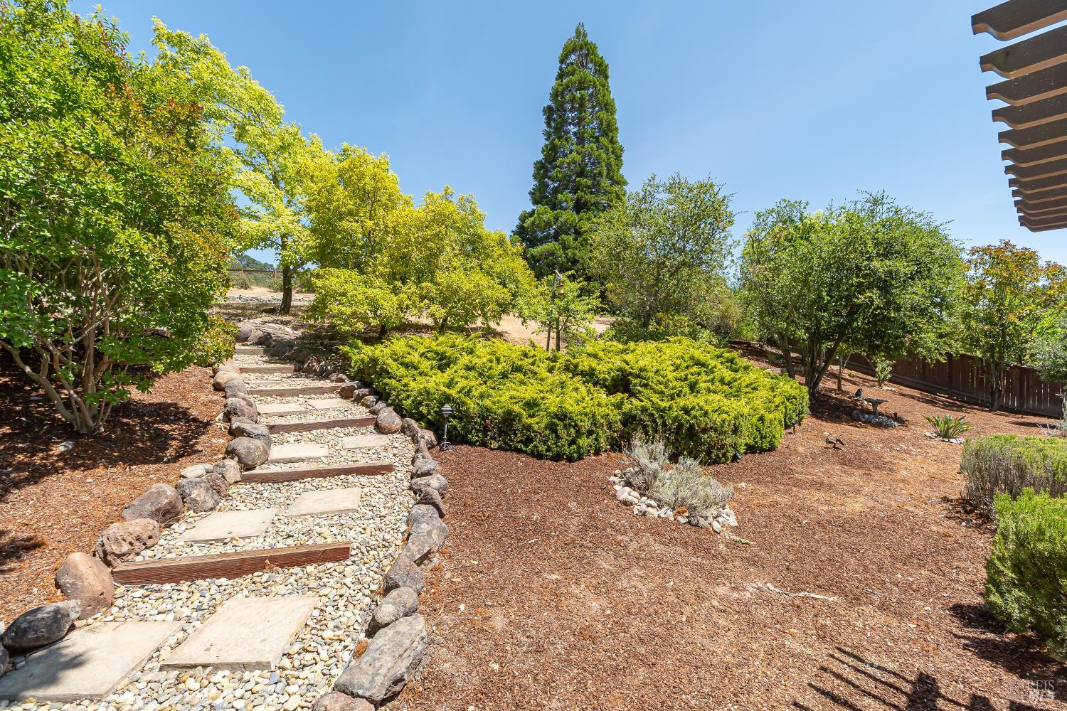 405 Encinosa Ct