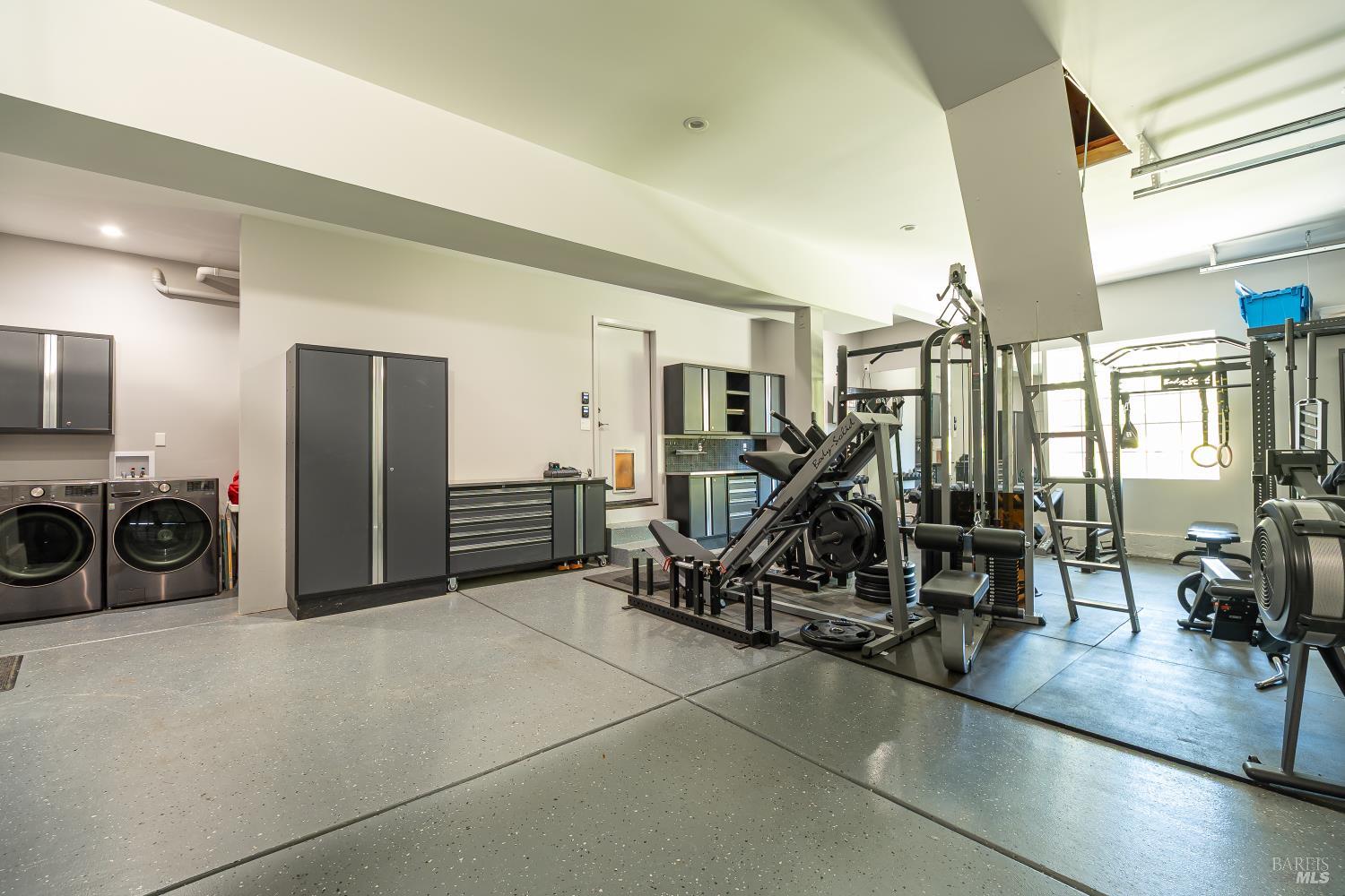 405 Encinosa Ct